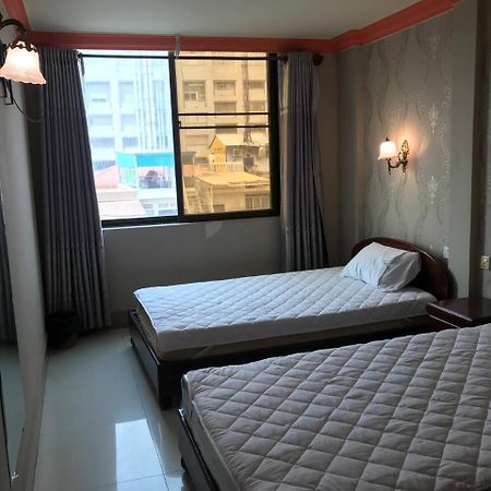 Rs Galaxy Hotel Phnom-Penh Buitenkant foto