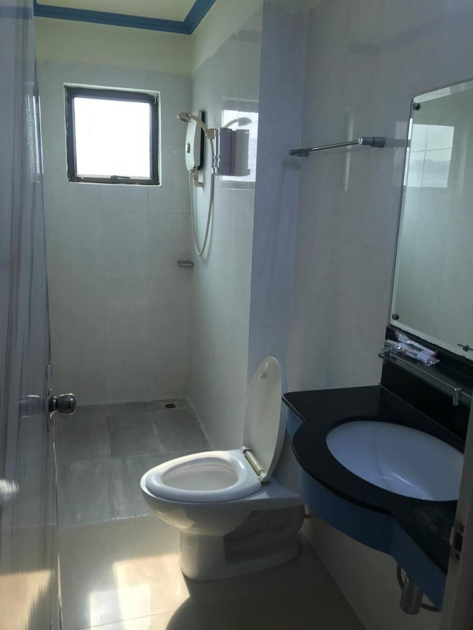 Rs Galaxy Hotel Phnom-Penh Buitenkant foto