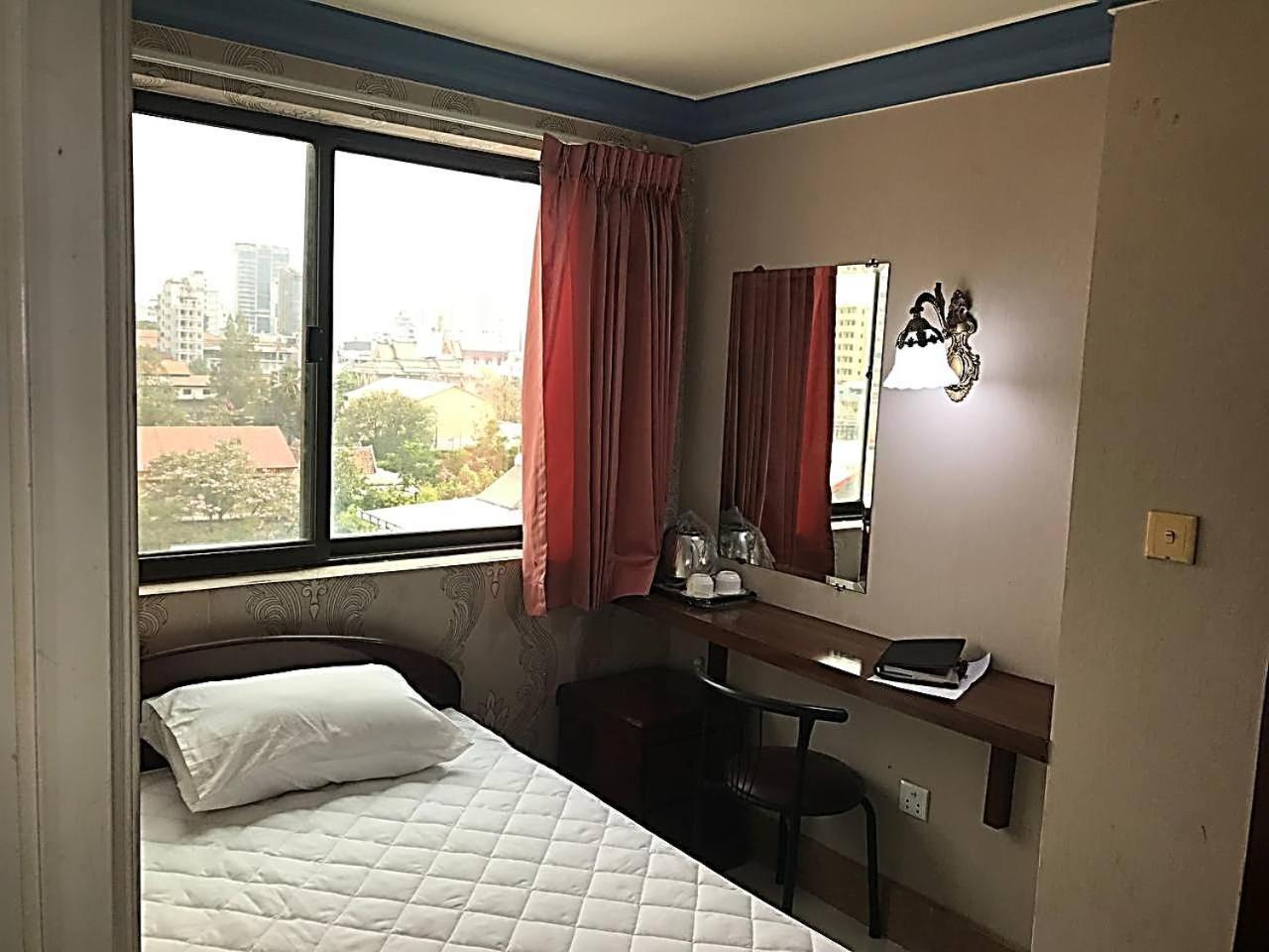 Rs Galaxy Hotel Phnom-Penh Buitenkant foto